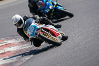 brands-hatch-photographs;brands-no-limits-trackday;cadwell-trackday-photographs;enduro-digital-images;event-digital-images;eventdigitalimages;no-limits-trackdays;peter-wileman-photography;racing-digital-images;trackday-digital-images;trackday-photos